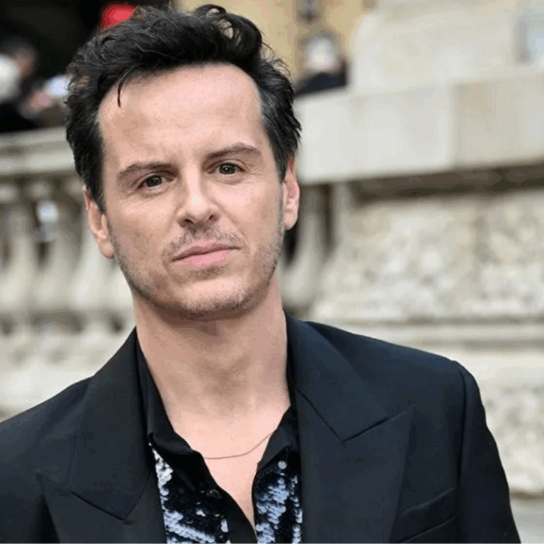 Andrew Scott in WAKE UP DEAD MAN