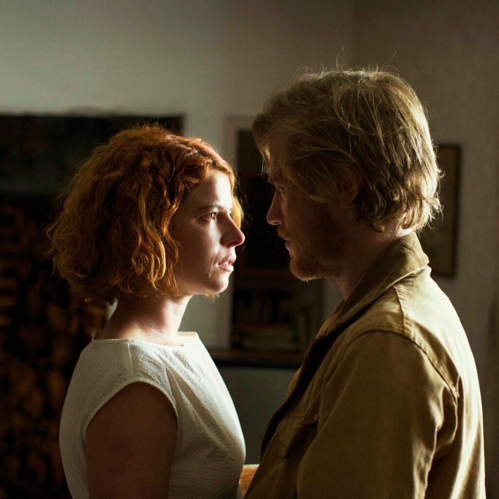Jessie Buckley in BEAST
